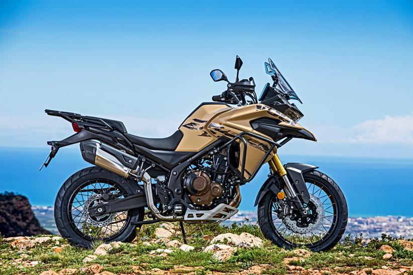 Voge DS625X side view