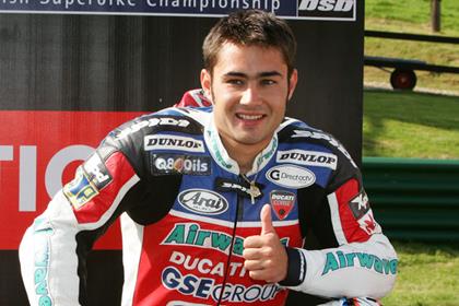 Leon Haslam has signed for HM Plant Honda for 2008