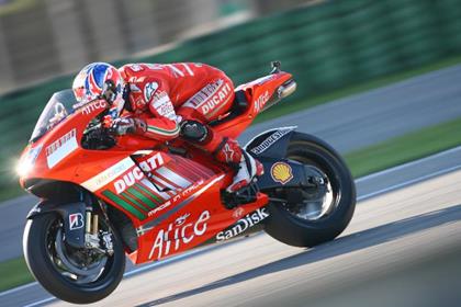 Casey Stoner ends his championship-winning season with second at Valencia