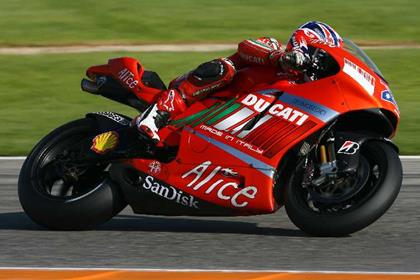 Casey Stoner dominates on the first day of testing in Valencia