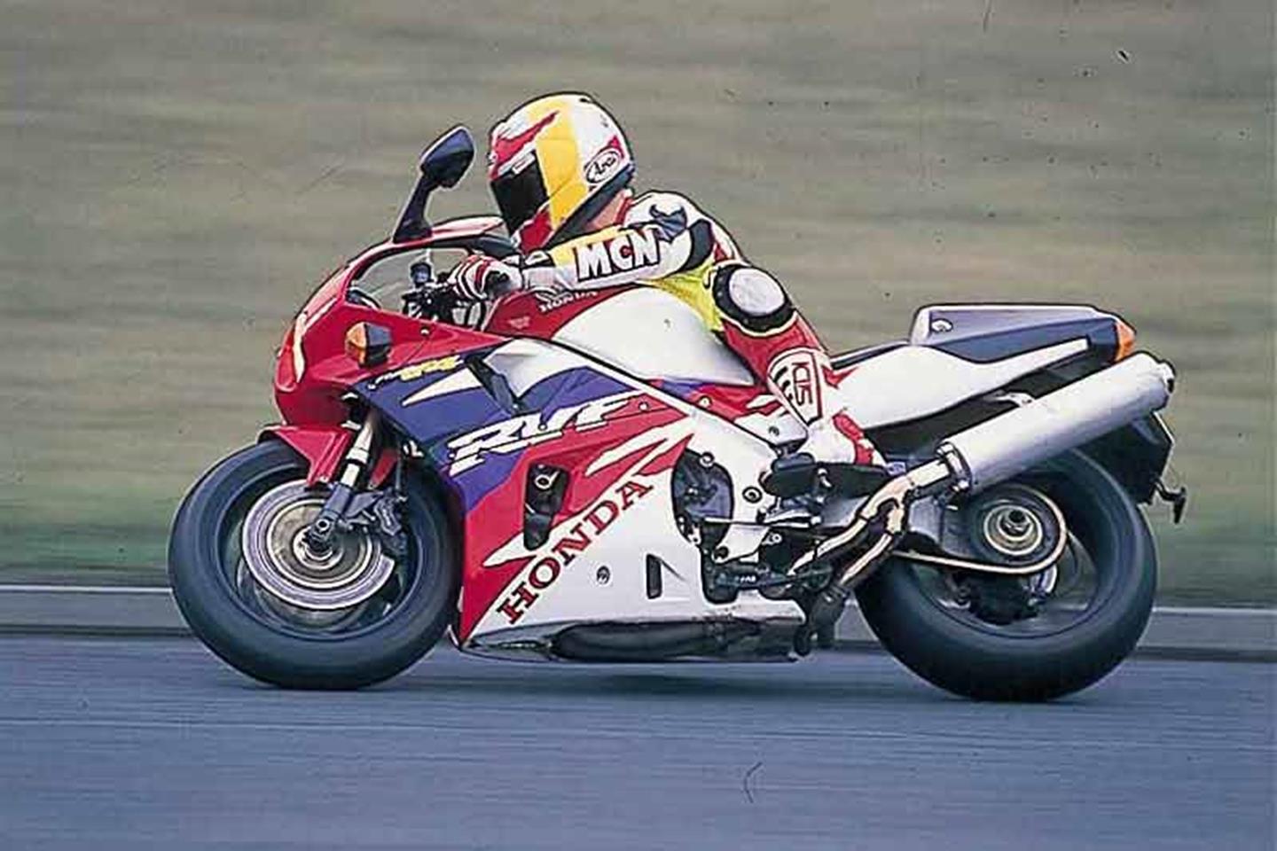 HONDA RC45 (1994-1999) Review | Speed, Specs & Prices | MCN