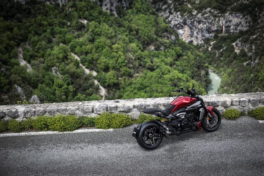 2025-on Ducati XDiavel V4 static shot of the bike from above