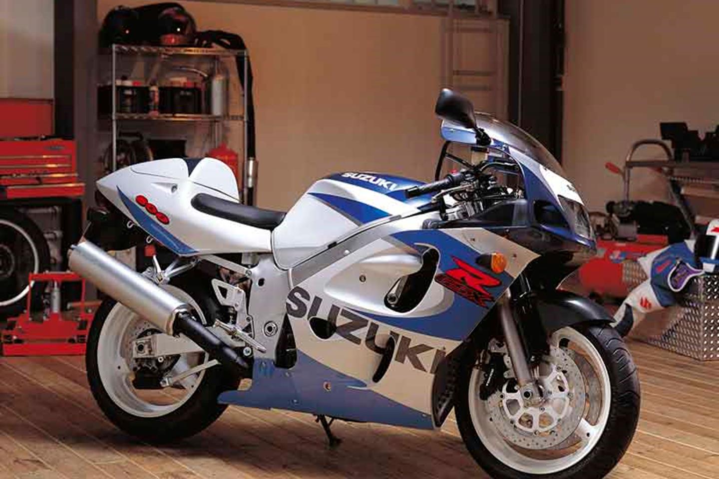 Gsxr600 2000 outlet