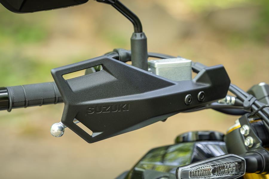 2025 Suzuki DR-Z4S, accessory handguards 
