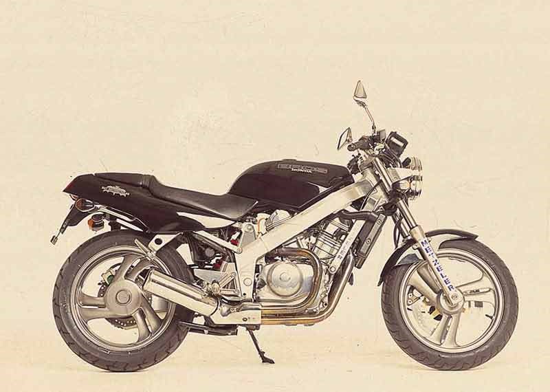 Honda Deauville 650 (1988-1997) Review | Speed, Specs & Prices | MCN