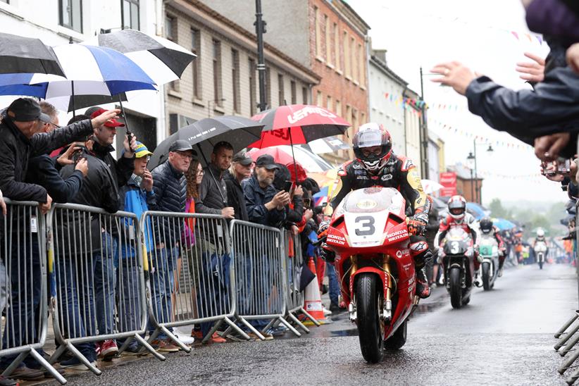Michael Rutter aboard Dunlop's Honda RC45