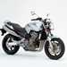 Honda CB900F Hornet motorcycle review - Side view