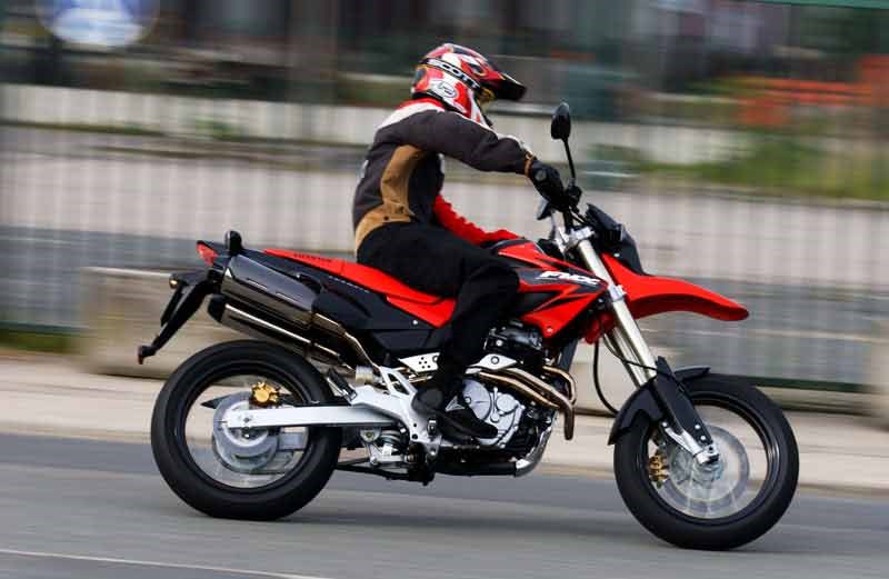 2005 Honda FMX 650 Supermoto