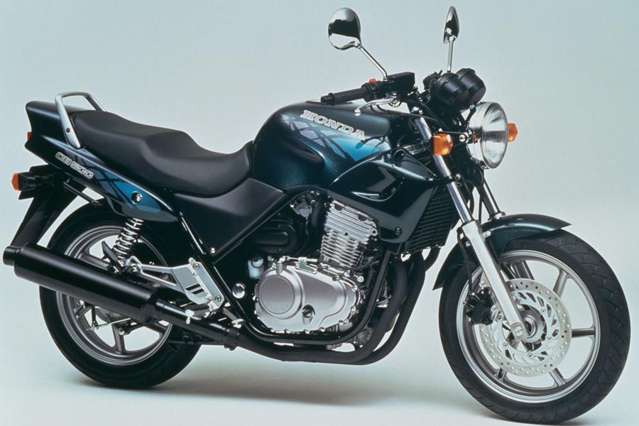 Studio shot of Honda CB500