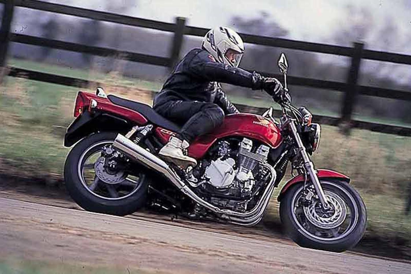 Honda CB750 F2 (1992-2001) Review | Speed, Specs & Prices | MCN