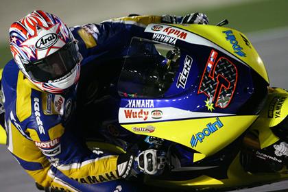 Colin Edwards crashed out on lap five while chasing Loris Capirossi