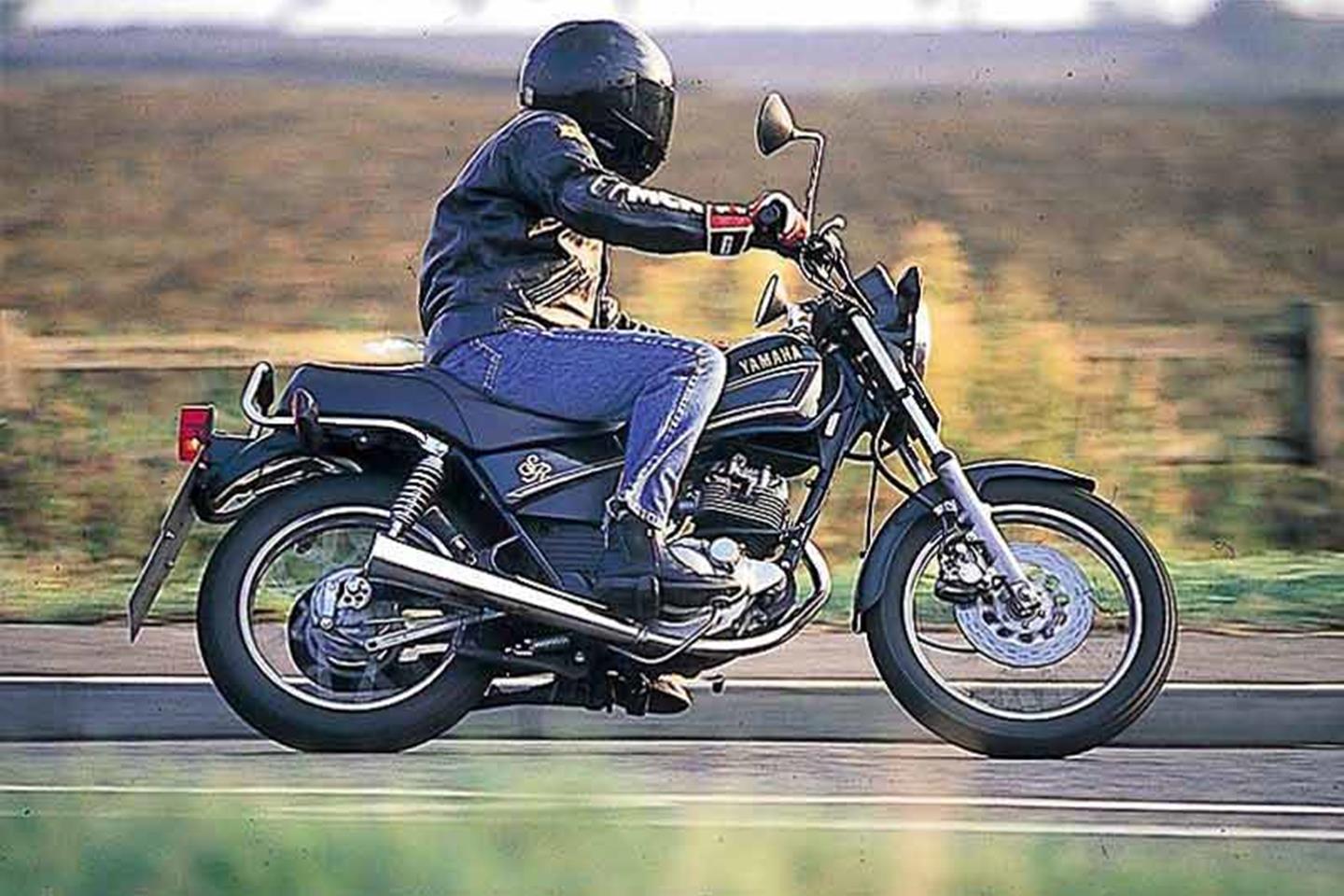 Yamaha sr outlet 125 bike