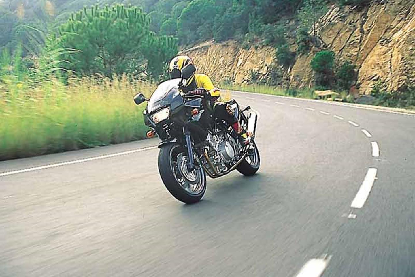 1995-1999年 TRX850 4NX / TDM850 WAVEブレーキディスクローター 298mm 2枚 インナー黒 / カスタム Arashi YAMAHA ヤマハ 1995-1999年 TRX850 4NX / TDM850 WAVEブレーキディスクローター 298mm 2枚 インナー黒 / カスタム Arashi YAMAHA ヤマハ