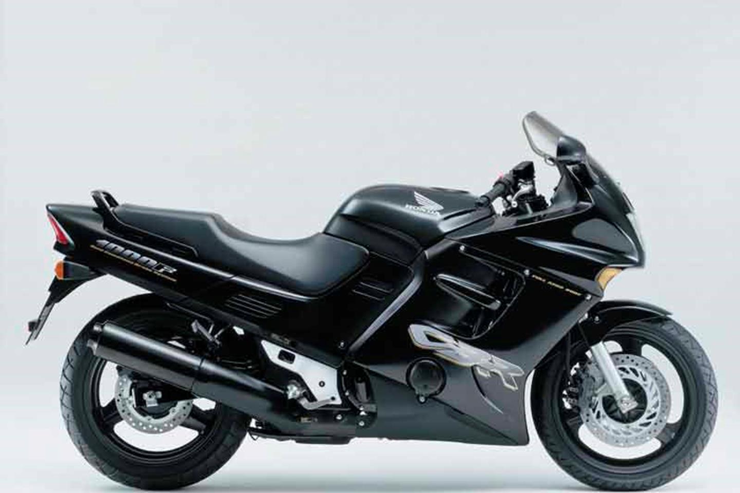 Honda on sale cbr1000f breaking