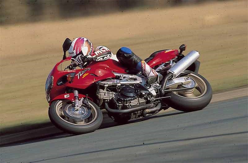 SUZUKI TL1000S (1997-2001) Review | Speed, Specs & Prices