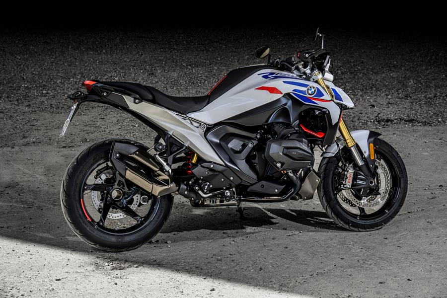 2025-on BMW R1300R detailed shot of the right hand side