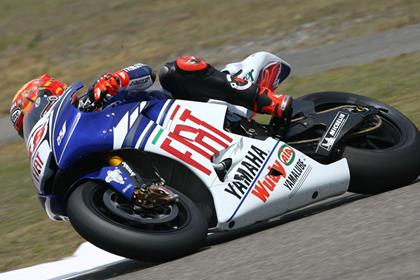 Casey Stoner says Jorge Lorenzo will have been able to get used to his Yamaha YZF-M1 in pre season testing