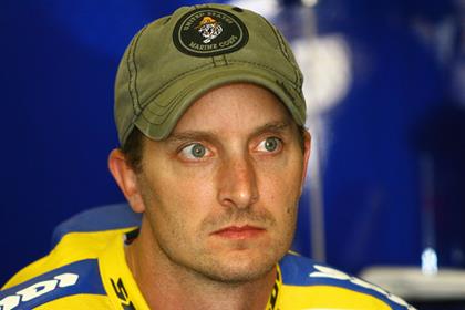 Tech 3 Yamaha's Colin Edwards held talks with Kawasaki in Le Mans about a possible move there for 2009