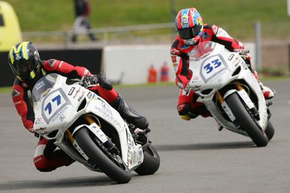 Henderson Yamaha R1 Cup at Donington Park