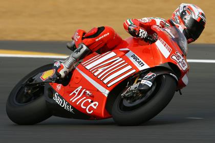 Marco Melandri says he hasn't 'found a good feeling' with the Ducati GP8