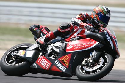 There was mixed fortunes in the Yamaha garage with Troy Corser setting the pace while his team-mate Noriyuki Haga has a suspected broken collarbone