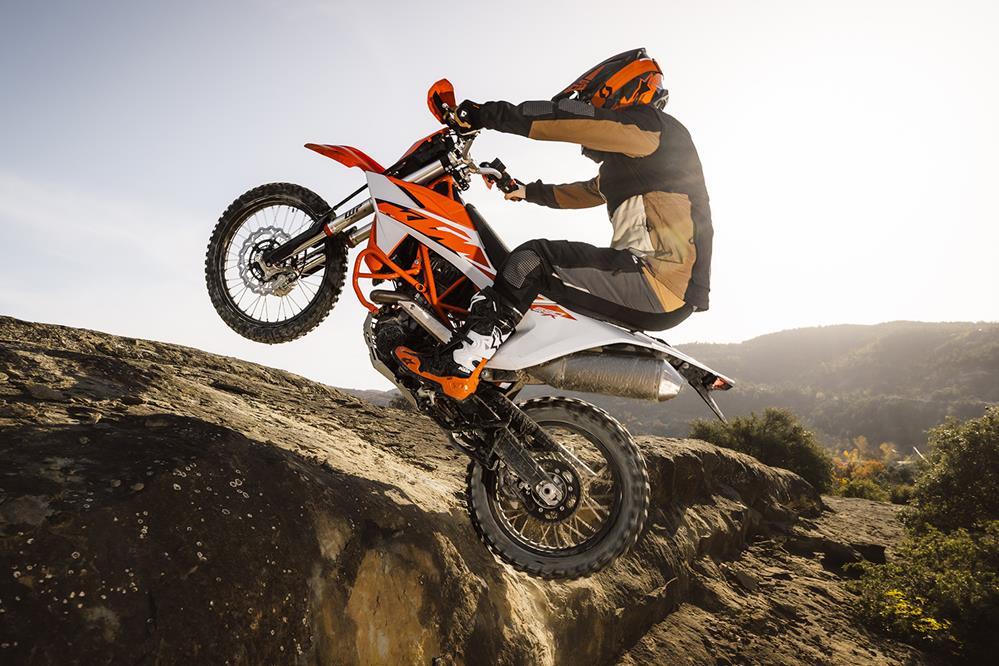 KTM tease further details about their reloaded 690 Enduro R - Ktm 690 Enduro R Electric Bike Specs