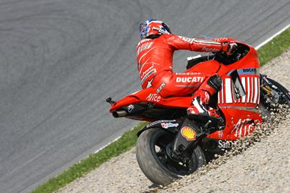 Casey Stoner ran off track several times at Catalunya