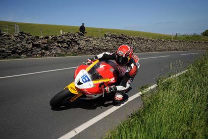 Gary Johnson in action on the Duncan Honda during the Supersport TT on Wednesday. Picture: Pacemaker Press