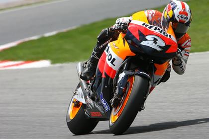 Dani Pedrosa will be riding at Donington Park and on the regular Honda RC212V despite a bigg off in testing in Spain