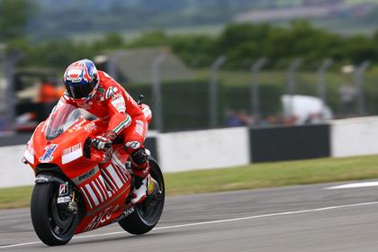 Casey Stoner took the pole for the Donington Park MotoGP by well over half a second