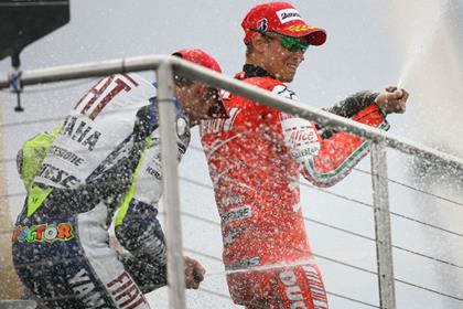 Casey Stoner won the British MotoGP at Donington Park yesterday