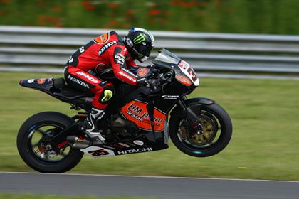 Cal Crutchlow left it late to put himself on the top of the timesheets at Mallory Park