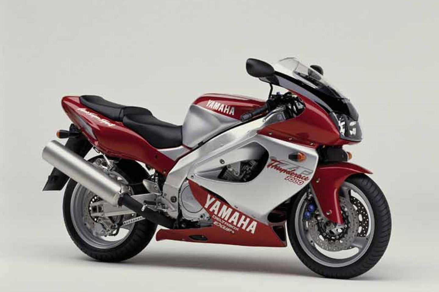 YAMAHA YZF1000 THUNDERACE (1996 - 2003) Review