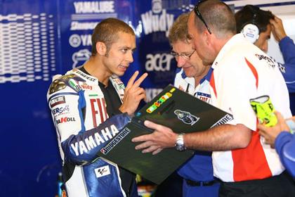 Rossi has signed with Yamaha until the end of 2010