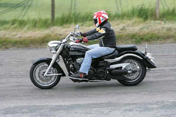 Yamaha XV1900 motorcycle review - Riding