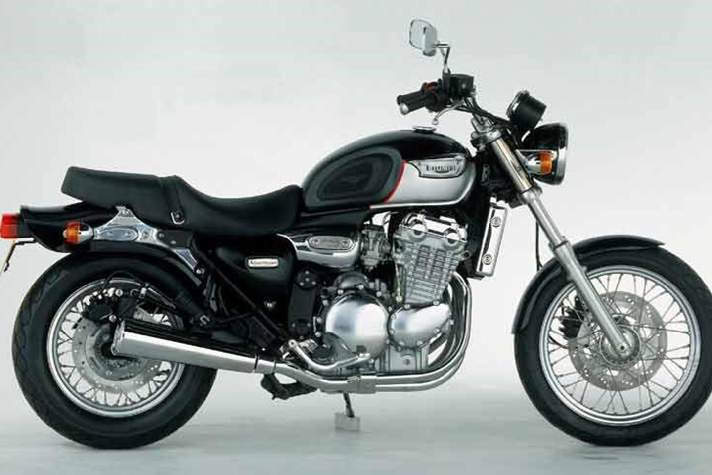 TRIUMPH ADVENTURER 900 1995 2002 Motorcycle Review