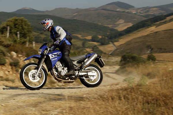 Yamaha XT660X/R motorcycle review - Riding