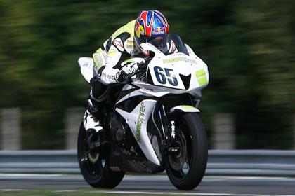 Jonathan Rea has set the fastest lap in the opening qualifying session for Brands Hatch World Supersport