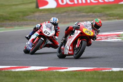 Shane Byrne has set the fastest time in free practice at Knockhill