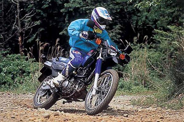 Yamaha XT600E motorcycle review - Riding