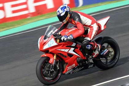 David Paton got on well with the AIM Yamaha R6 at Knockhill