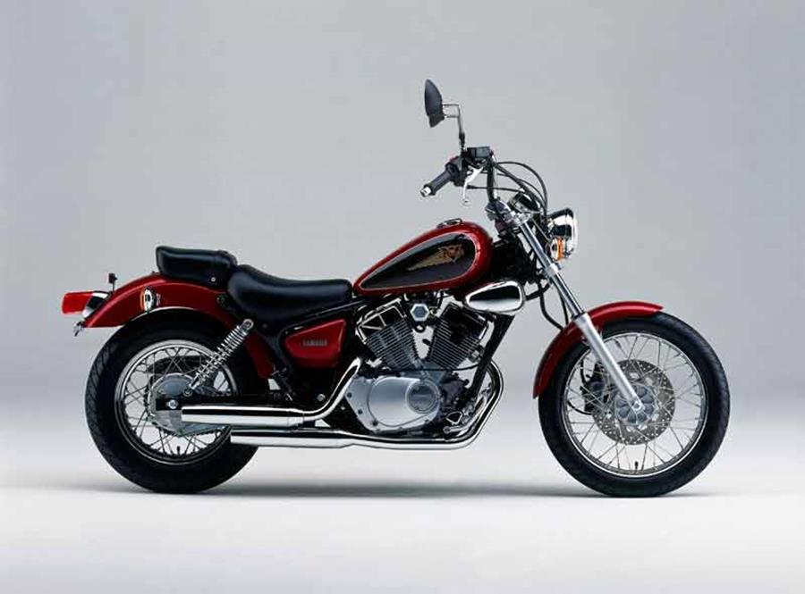 Yamaha XV125 Virago 125 in black and red paint scheme