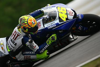 Valentino Rossi extended his lead to 50 points with a win in Brno