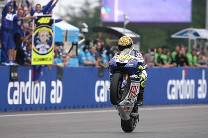 Valentino Rossi is now leading the championship by 50 points