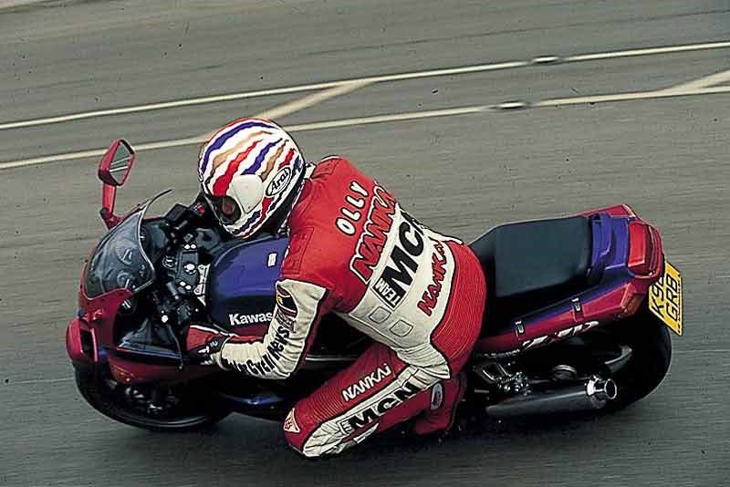 Kawasaki ZZR600 (1990-2007) Review | Specs & Prices