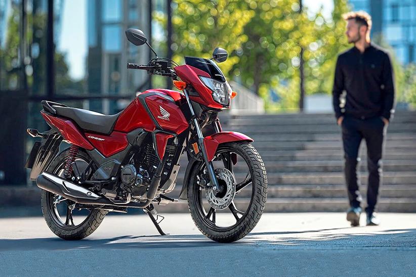 Honda CB125F front three quarters