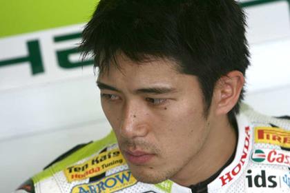 Ryuichi Kiyonari has broken his collarbone bu hasn't ruled out next weeks race