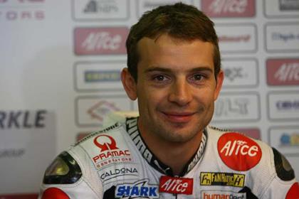 Sylvain Guintoli will ride for Rizla Suzuki in 2009