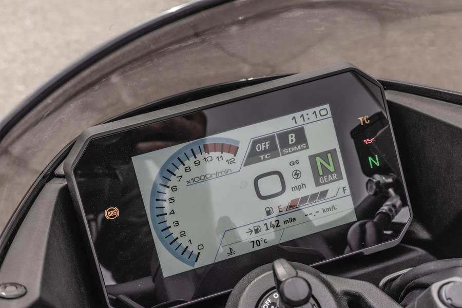2025 Suzuki GSX-8TT, close up of rider display with bike information