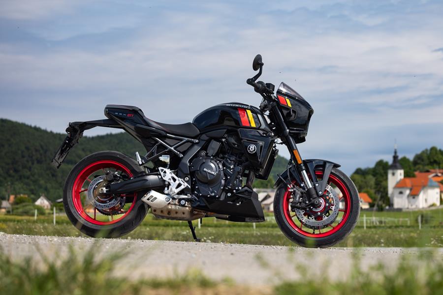 2025 Suzuki GSX-8TT, right side static roadside image